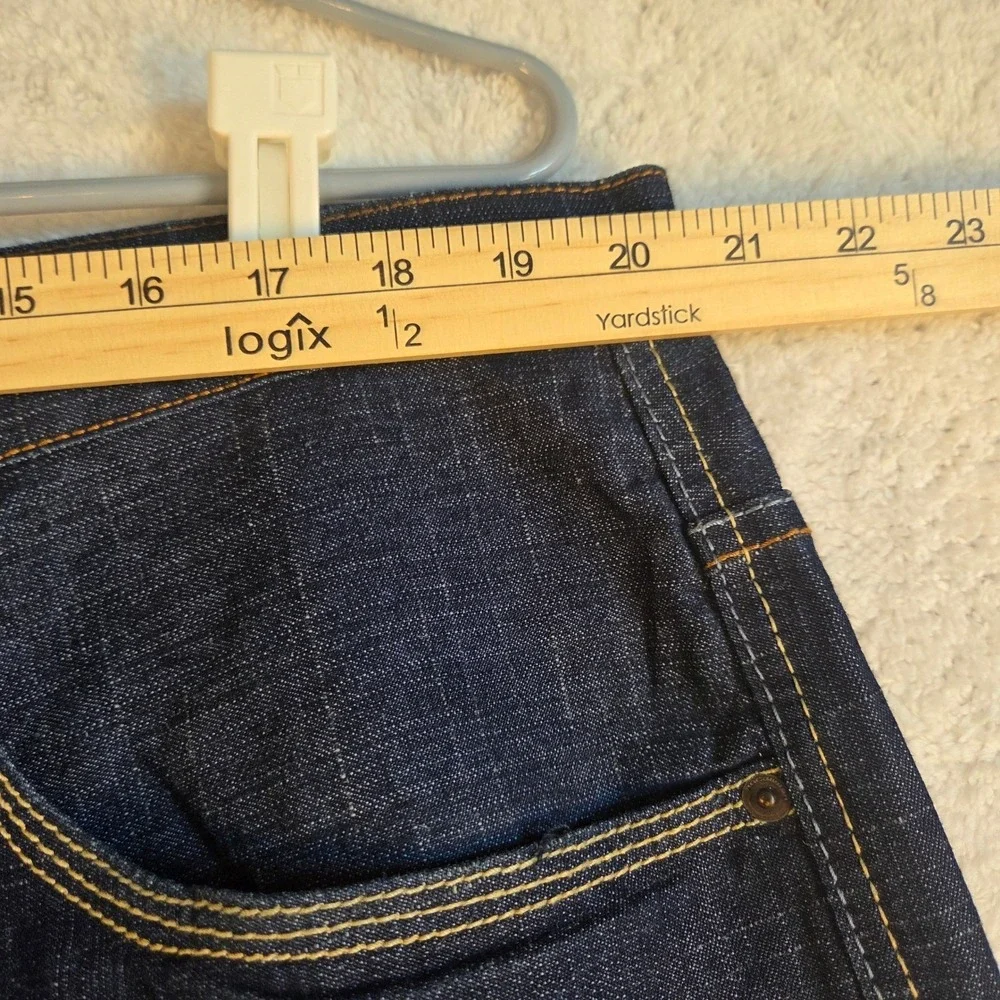 Rocawear Men's Dark Wash Denim Jeans Wing Logo Embroidered Size 40